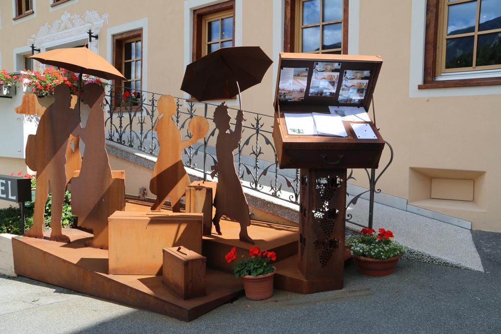 Hotel Helvetia Мюстаір Екстер'єр фото